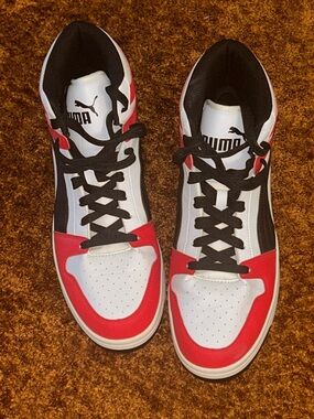 Puma Men’s White, Red & Black Athletic Sneakers